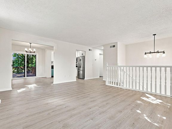 5th image of 5256 4th St NE
