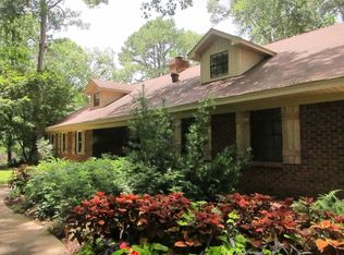 1159 County Line Rd, Mendenhall, MS 39114