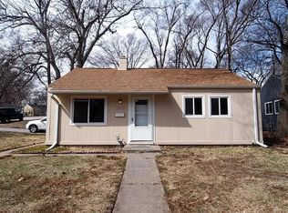 1802 Mayfield Ave, Omaha, NE 68104