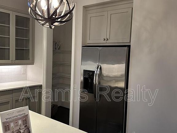 2nd image of 2167 Niles Pl NE