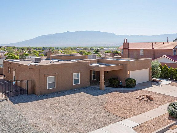 5th image of 10416 Vista Del Sol Dr NW