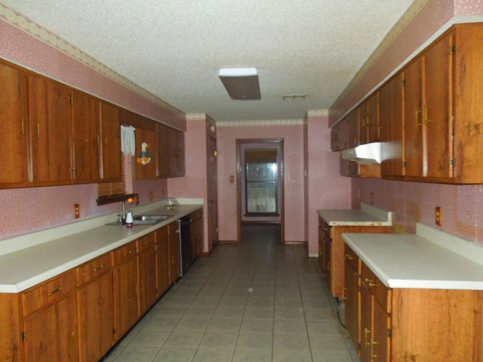 1st image of 140 Ormond Village Dr