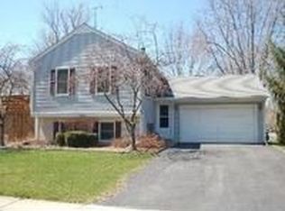 11023 Janice Dr, Huntley, IL 60142