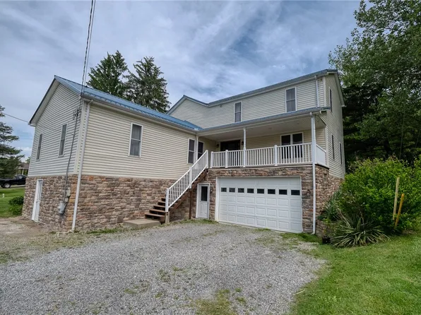 424 Joffre Cherry Valley Rd, Burgettstown, PA 15021