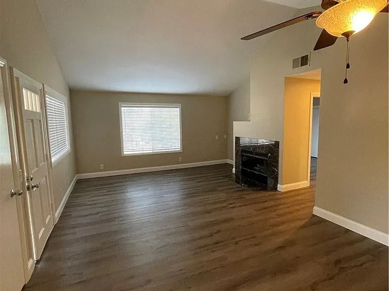 21887 Southgate #310 — Photo 7