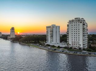 1560 LANCASTER Terrace #1203, Jacksonville, FL 32204