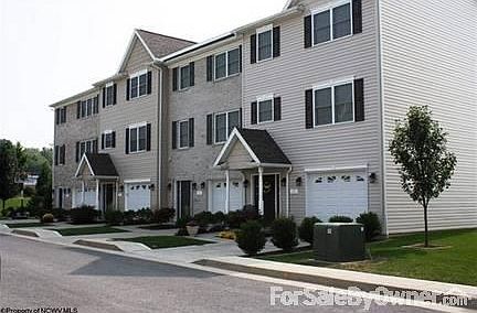2nd image of 226 Tarbert Ct