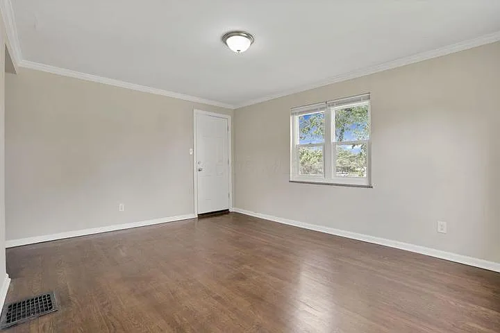 1 bed, 1.0 bath, 600 sqft, $900 — Photo 44
