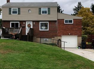 212 Spartan Dr, Monroeville, PA 15146