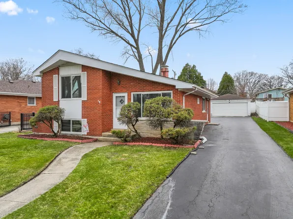 216 N Lombard Ave, Lombard, IL 60148