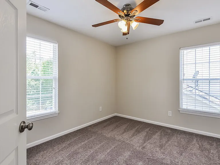 802 Shefford Town Dr — Photo 16