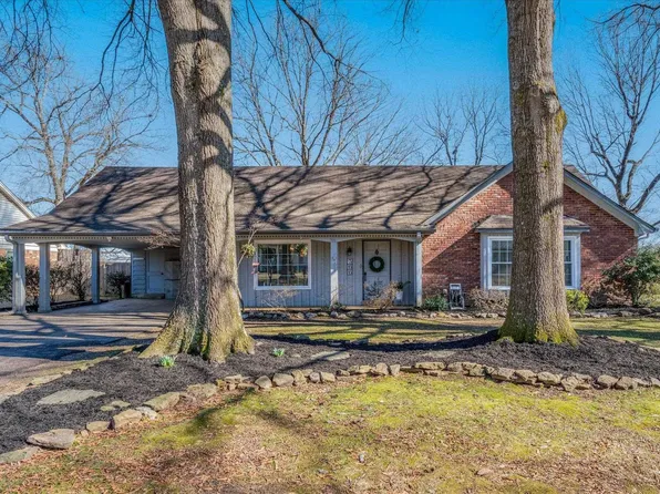 366 Rutledge St, Collierville, TN 38017