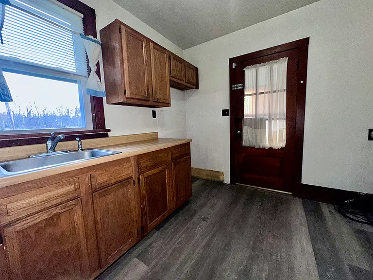349 Shine Hill Rd — Photo 12