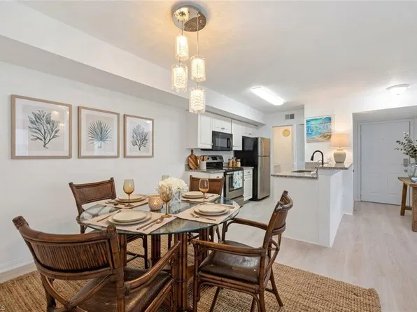 2106 Arbour Walk CIR #2911, NAPLES, FL 34109