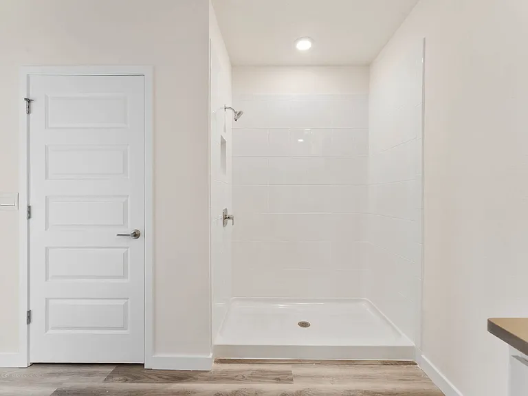 419 Tanis Ave — Photo 20