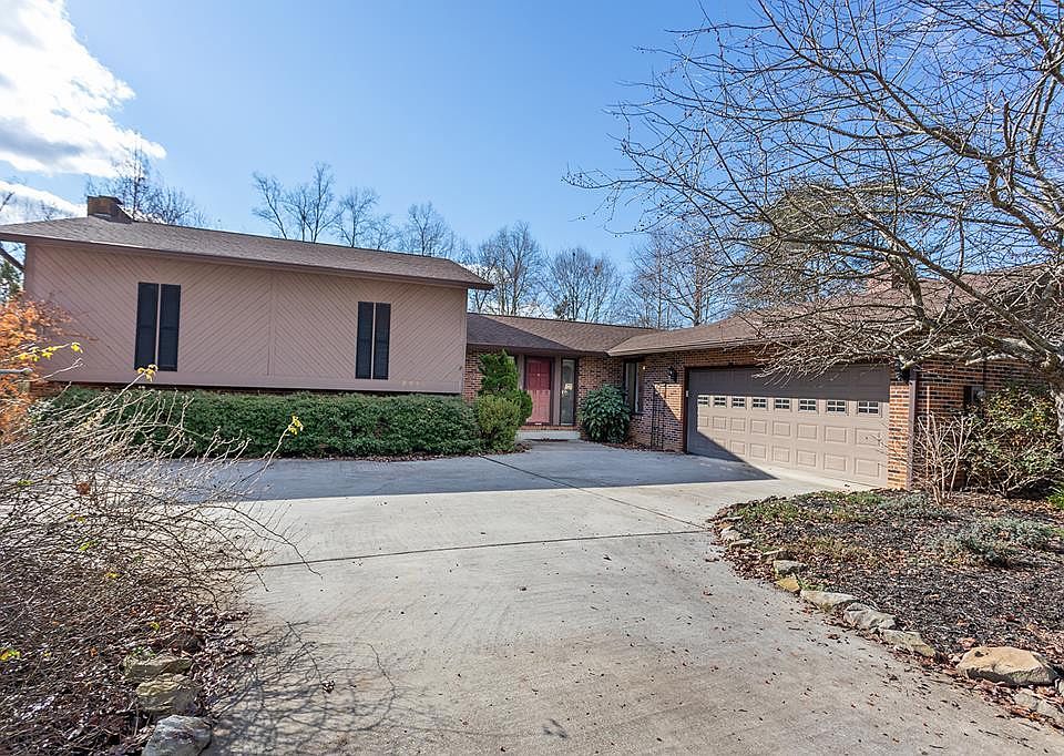 1st image of 2342 Interlackin Cir NW