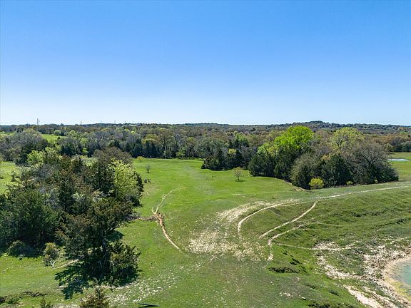 4th image of 1230 County Road 2475 Rd