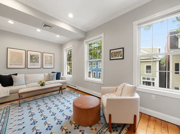 7 Trenton St #2, Charlestown, MA 02129