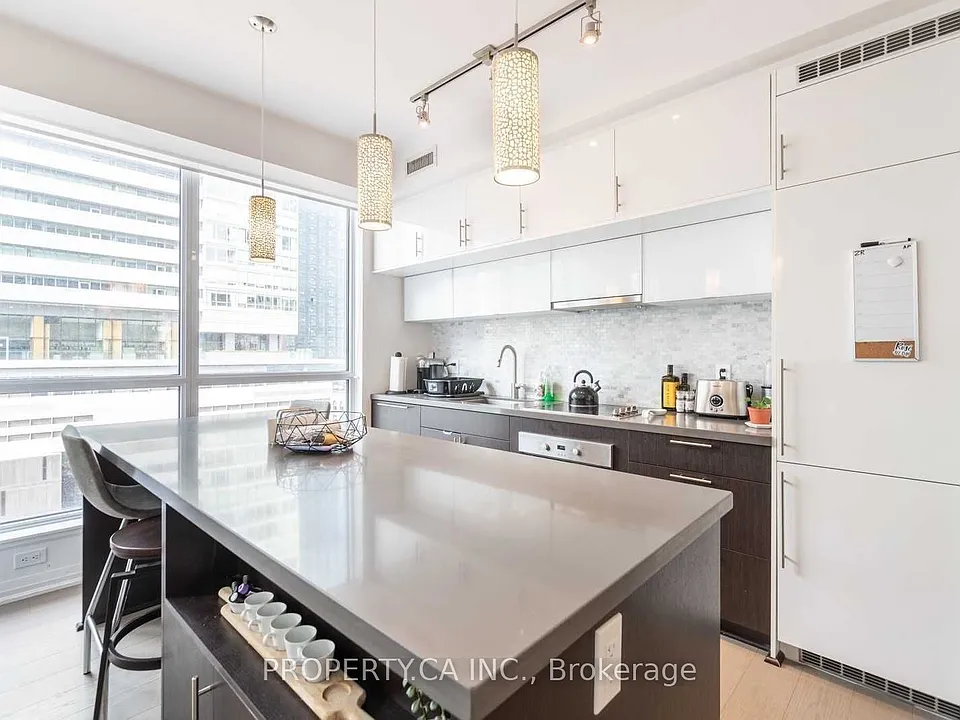 8 Mercer St #911