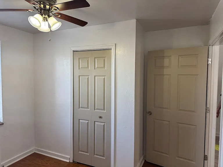 5506 Fifth Avenue — Photo 103