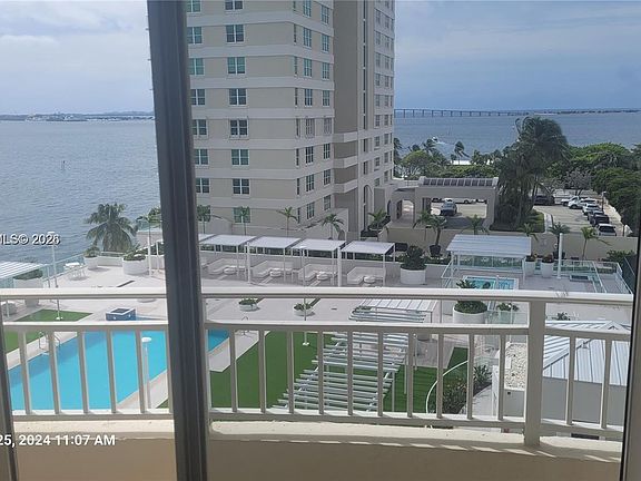 3rd image of 770 Claughton Island Dr APT 810