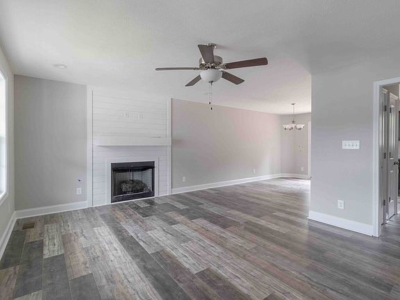 4th image of 185 Bonnell Dr Lot 416