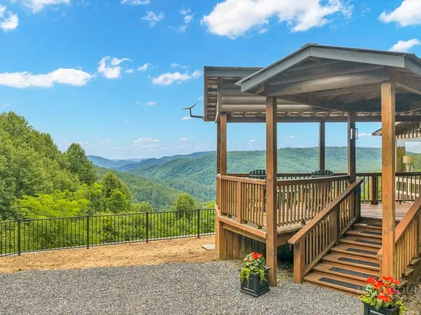118 Paisley View, Lenoir, NC 28645