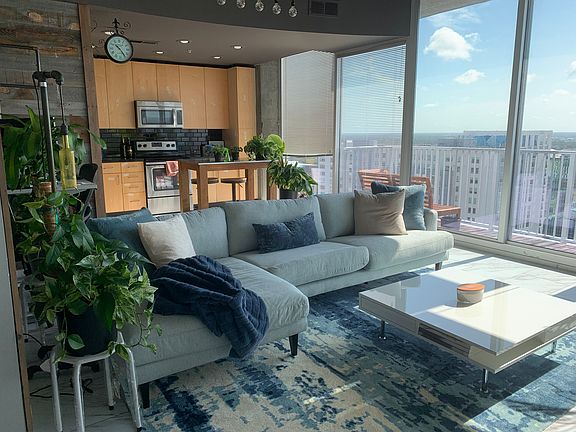 2nd image of 155 Court Ave #2109