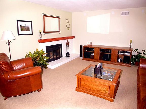 Lining Room