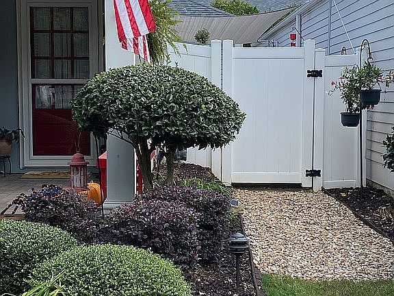 4th image of 4020 Cottage Oaks Dr