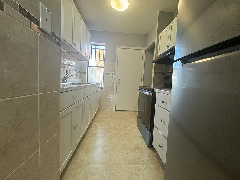 20 Townley St #C-3 — Photo 7