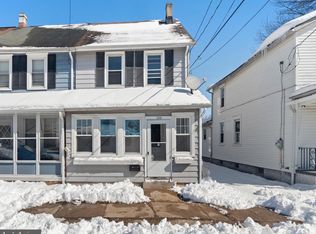 109 Thompson St, Burlington, NJ 08016