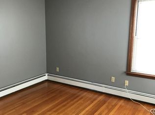 26 Amey St, Pawtucket, RI 02860