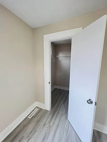 539 S Fort Ave Photo 1