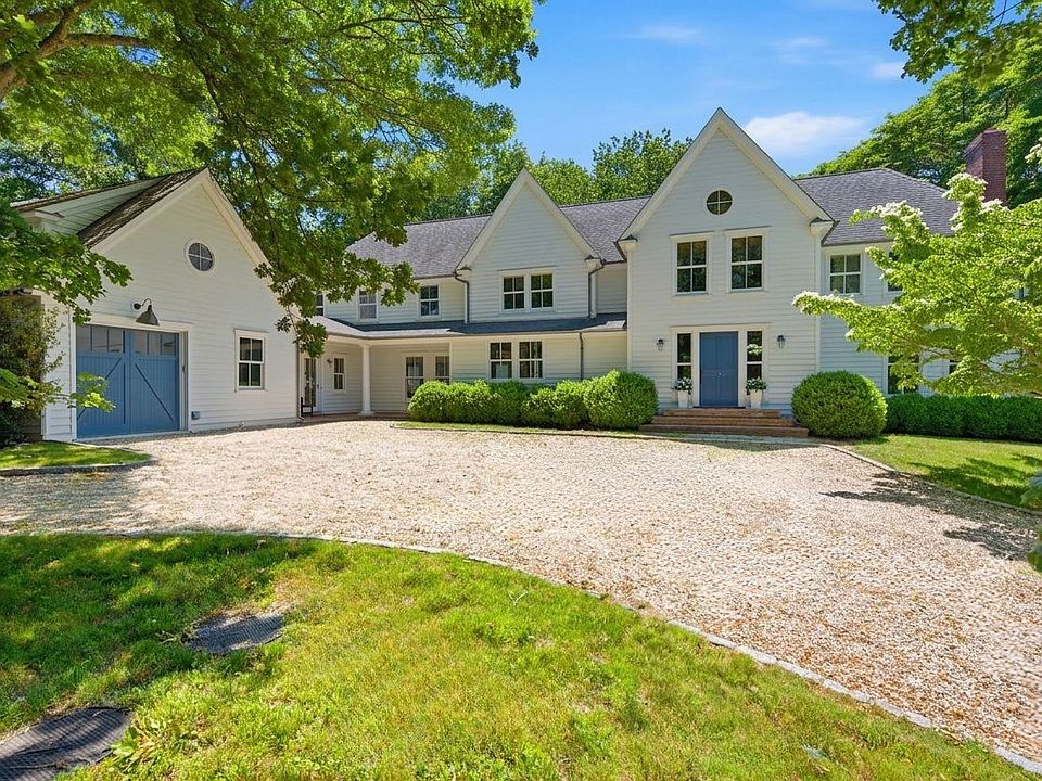 1st image of 43 Gardiners Bay Dr