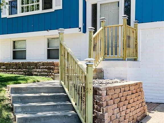 2nd image of 7402 Ivy Lane Dr