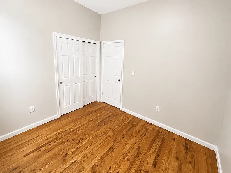 569 Hunterdon St #1 — Photo 11