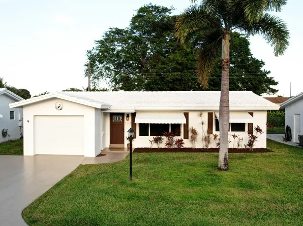 132 NW 10th Court, Boynton Beach, FL 33426