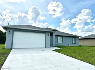 954 Genoa Ave S, Lehigh Acres, FL 33974