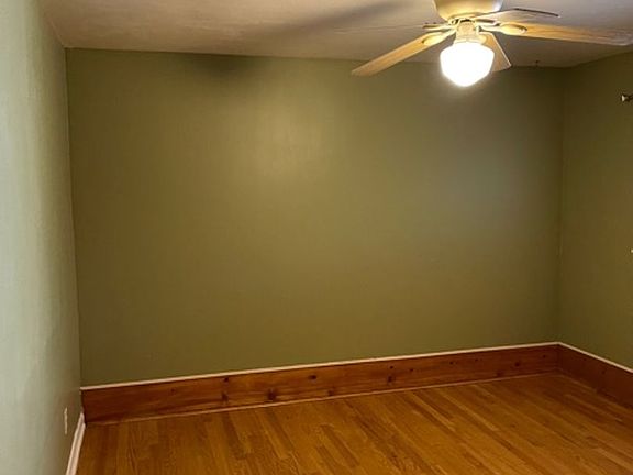 4th image of 163 NW Vicksburg Ave APT 1