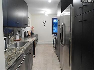 3rd image of 6000 Nob Hill Dr APT 217