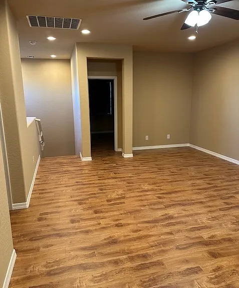 147 E Carob Dr — Photo 18