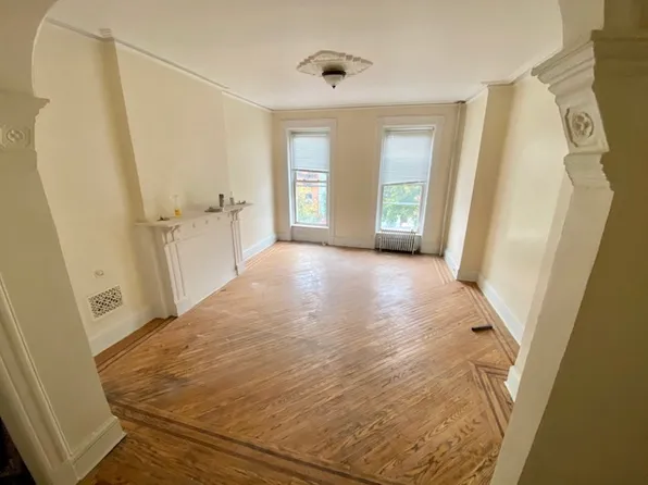 188 Macdonough Street image 2 of 15