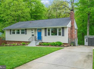 5642 Inverchapel Rd, Springfield, VA 22151