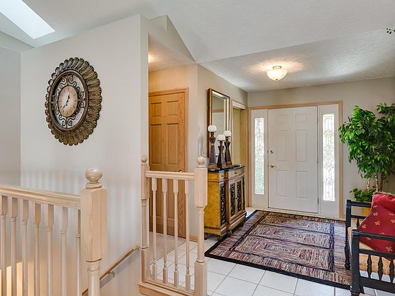 5th image of 2330 N Ziner Cres