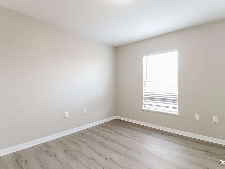13626 Silver Charm Ct — Photo 8