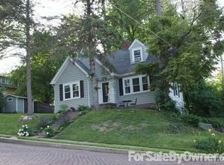 2316 East St, Davenport, IA 52803
