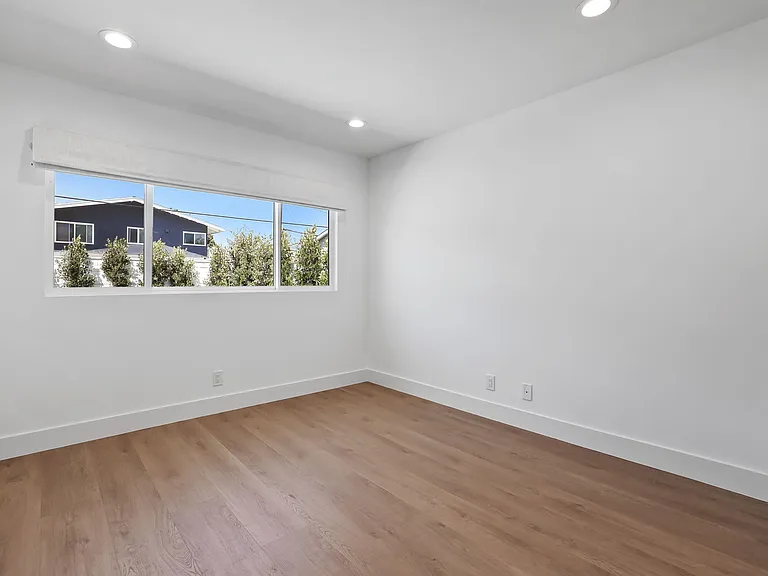 1502 Coral Pl — Photo 16