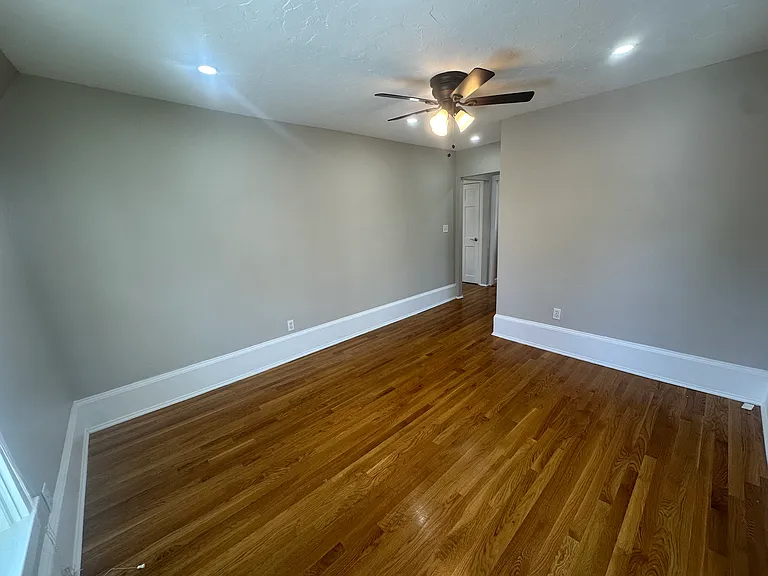 55 Summit St — Photo 13