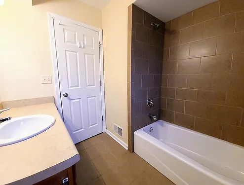 4224 N 92nd St #4 — Photo 7